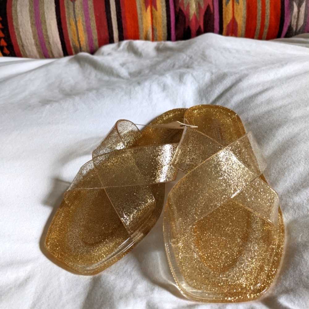 Anthropologie Matisse Gold Jelly Sandals size 8